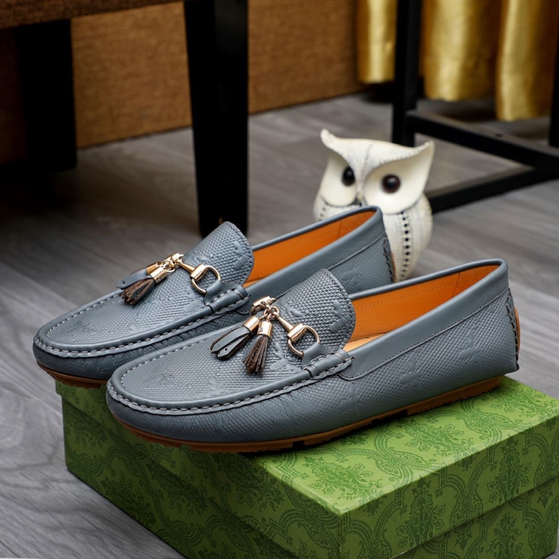 G*u*i leather shoes